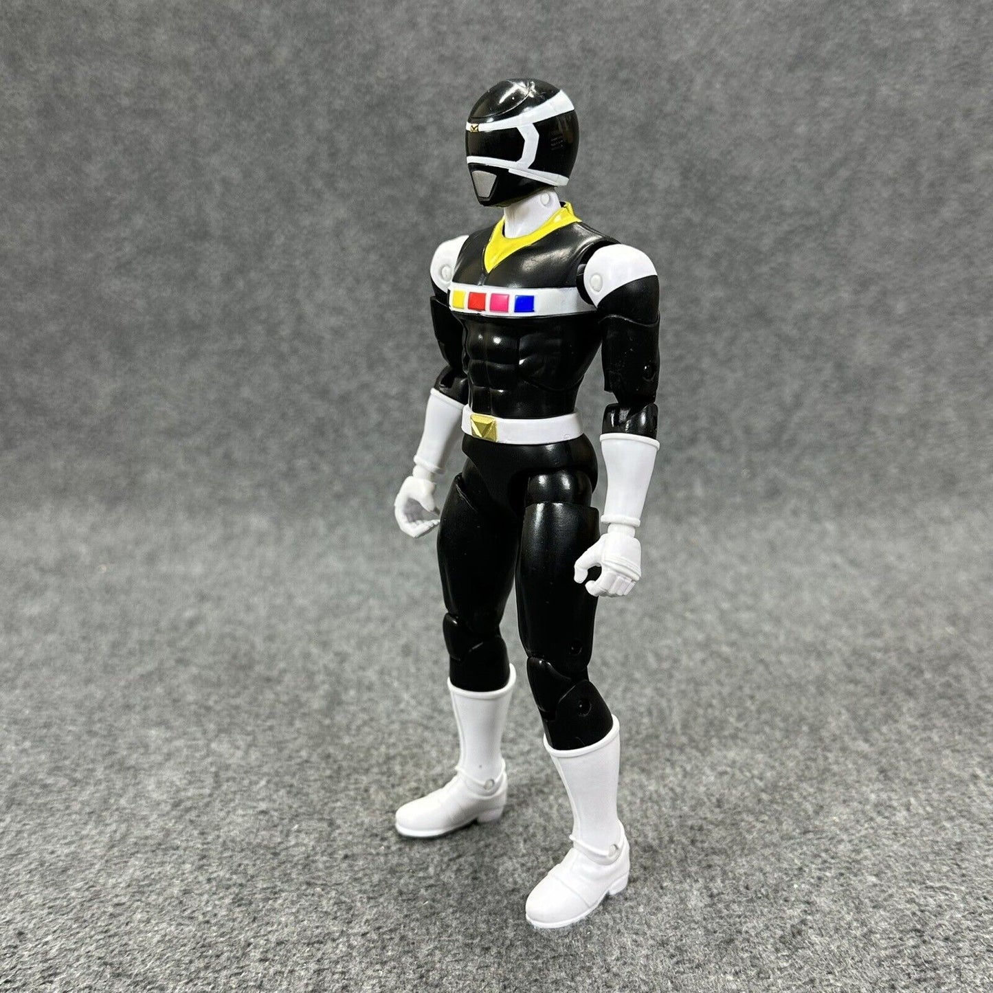 Power Rangers Space Black Ranger Legacy 6.5" Action Figure MMPR Morphin