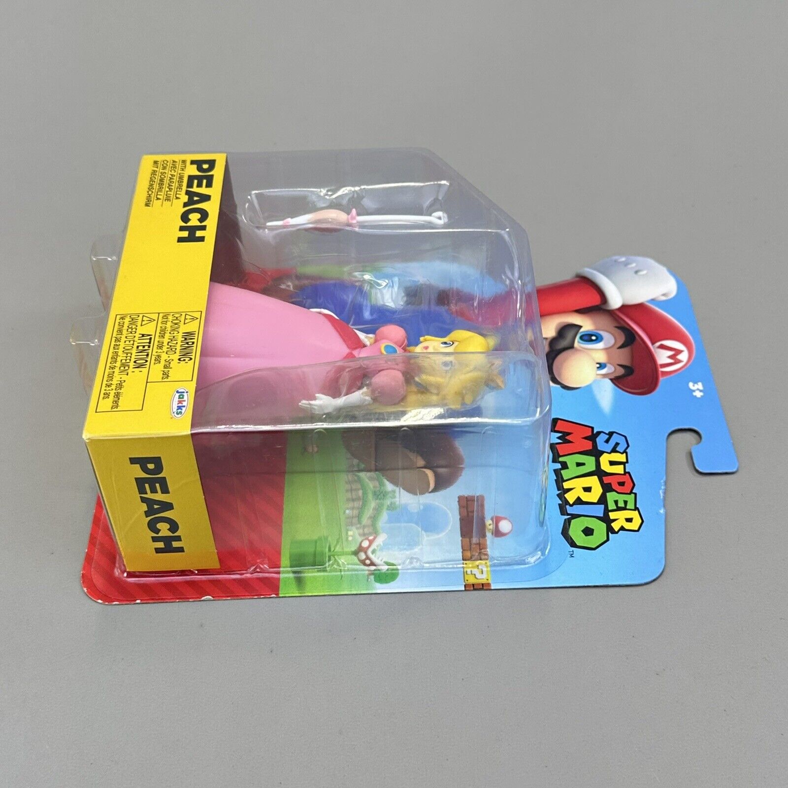 Super Mario Peach w/ Umbrella & Fire Marion w/ Fire Flower 4" Action Figures