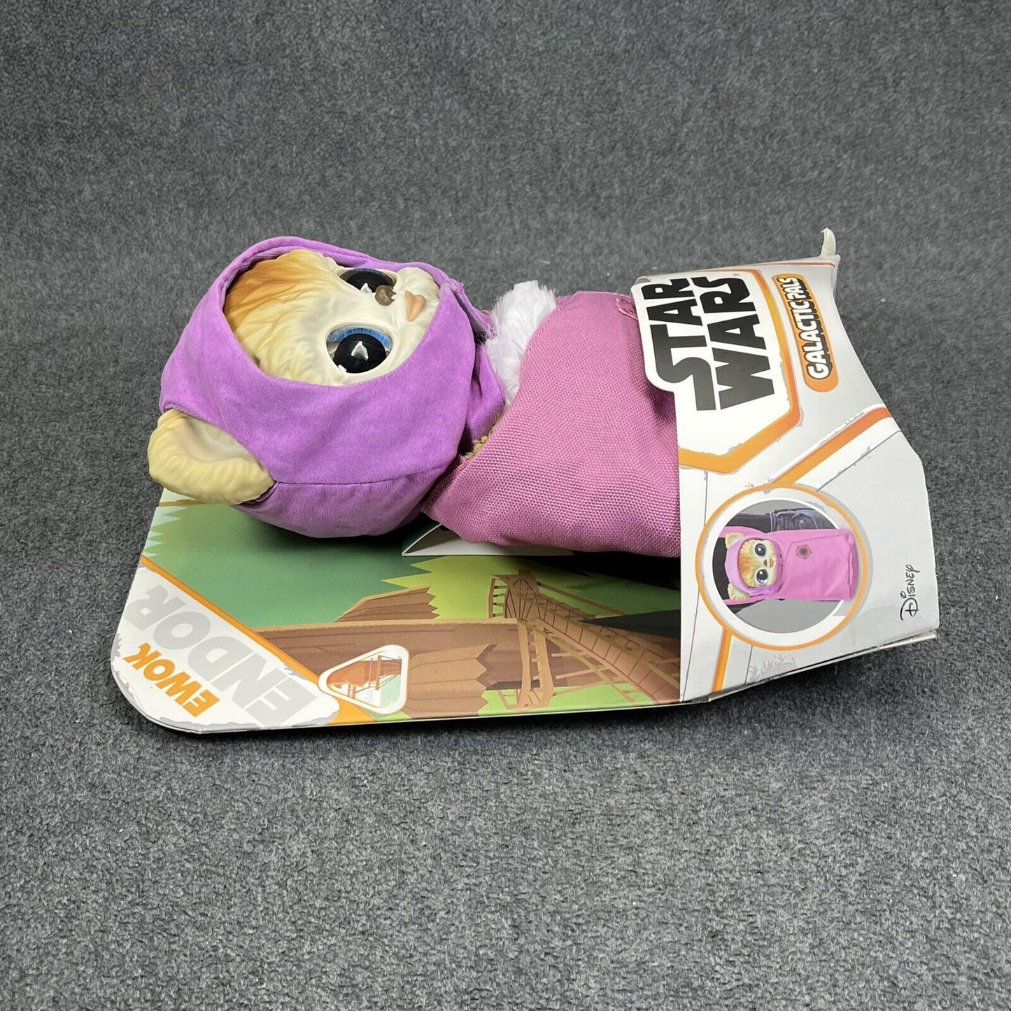 Disney Star Wars Galactic Pals EWOK Plastic Head Plush w/ Pink Carrying Bag New