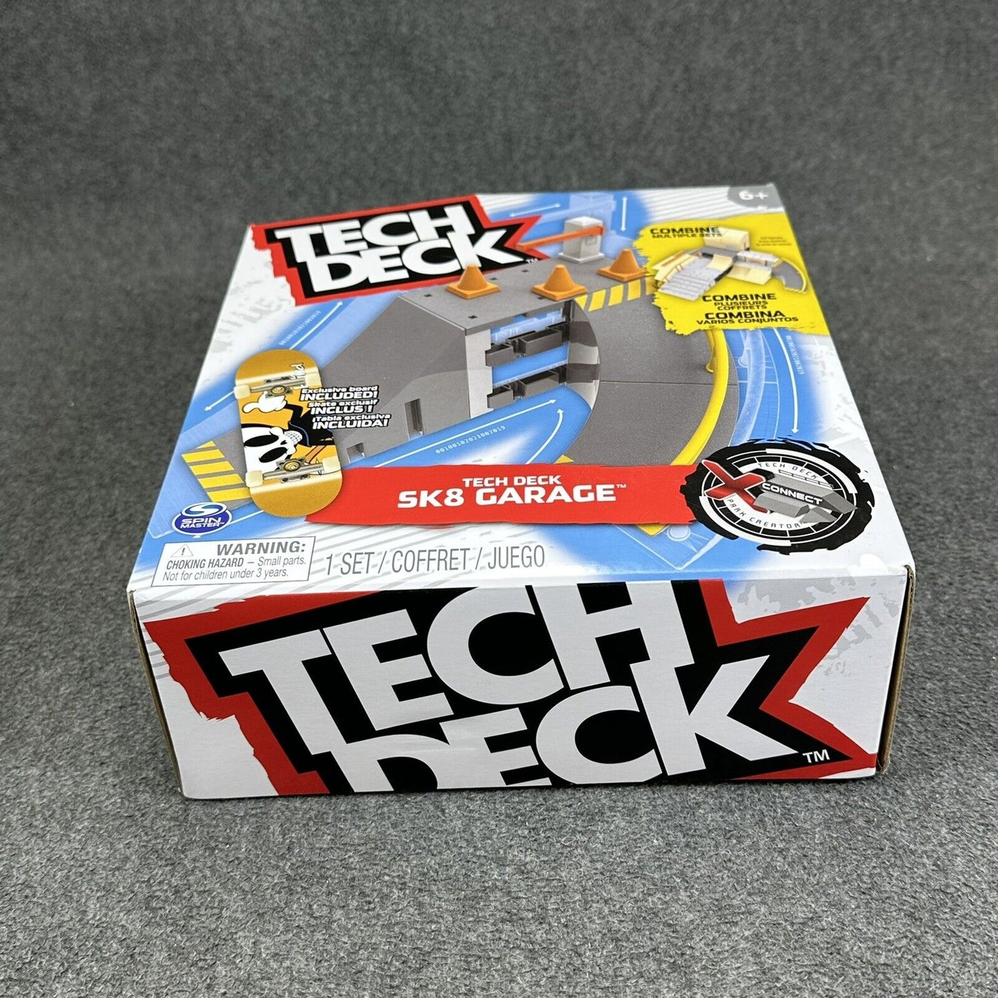 Tech Deck Skate SK8 Garage Park Set with Exclusive Blind Skateboard Spin Master