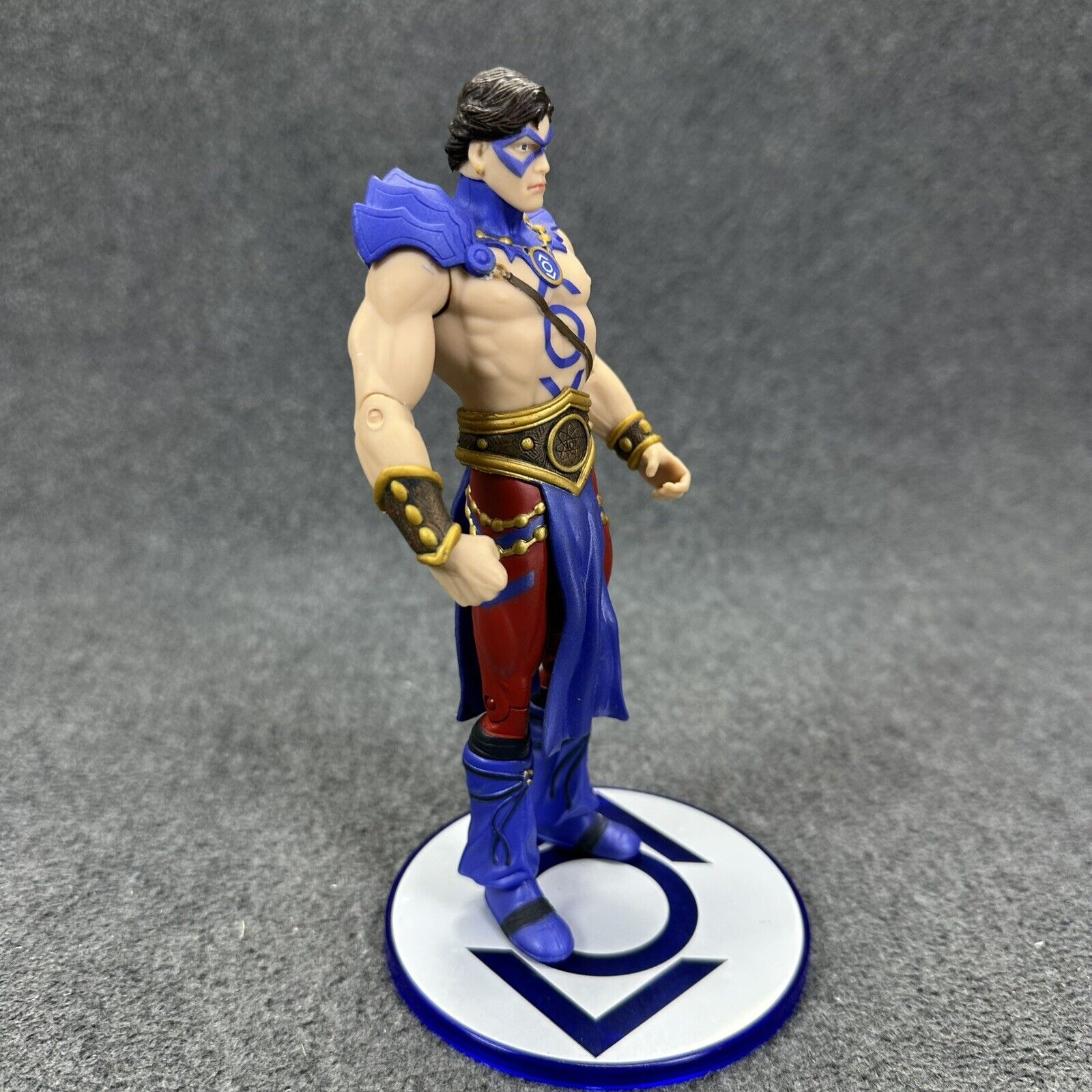 DC Direct Blackest Night Indigo Tribe The Atom 7" Action Figure w/ Base Complete