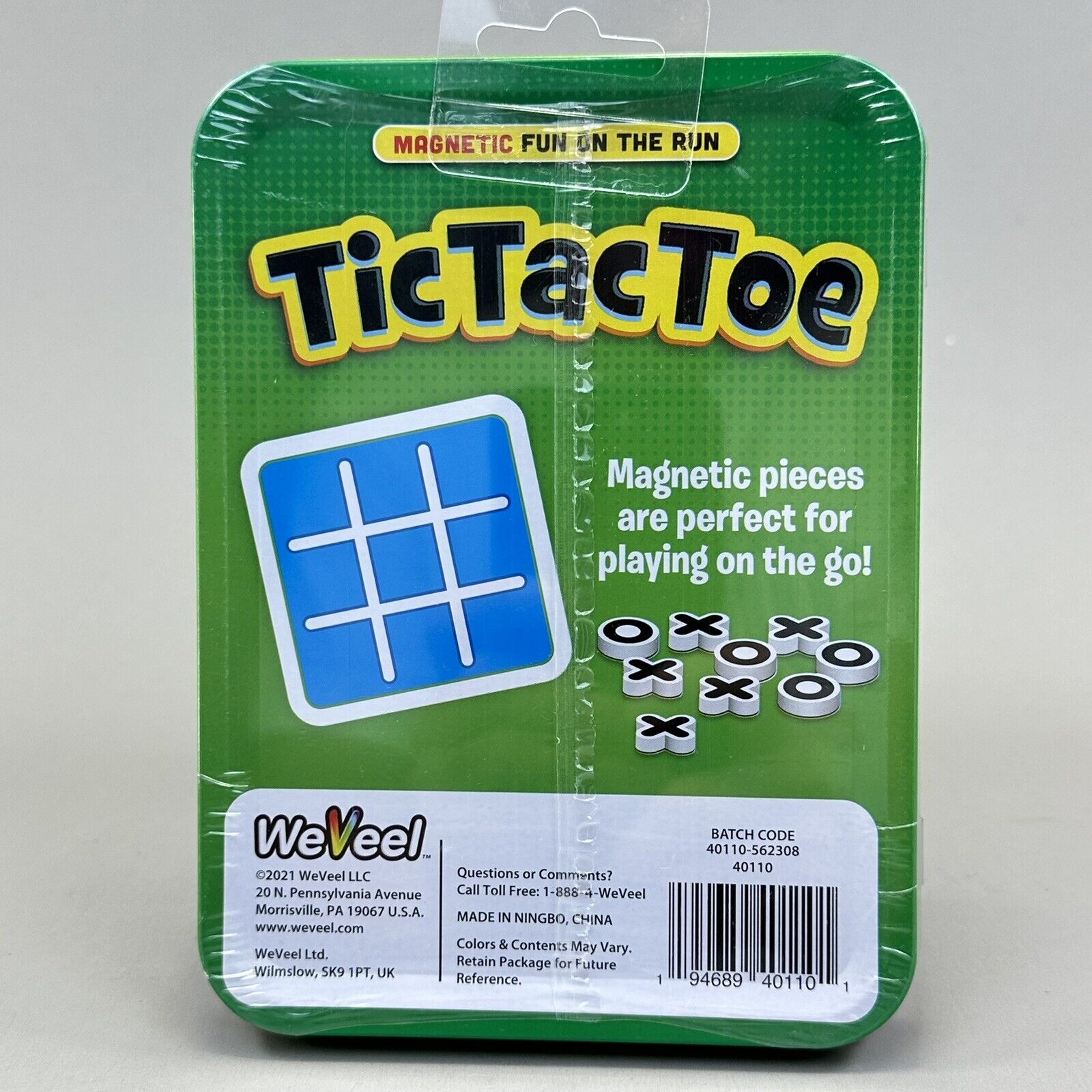 Magnetic TIC TAC TOE Travel Set Tin Game Board w/ 9 Magnetic Pieces - Brand New