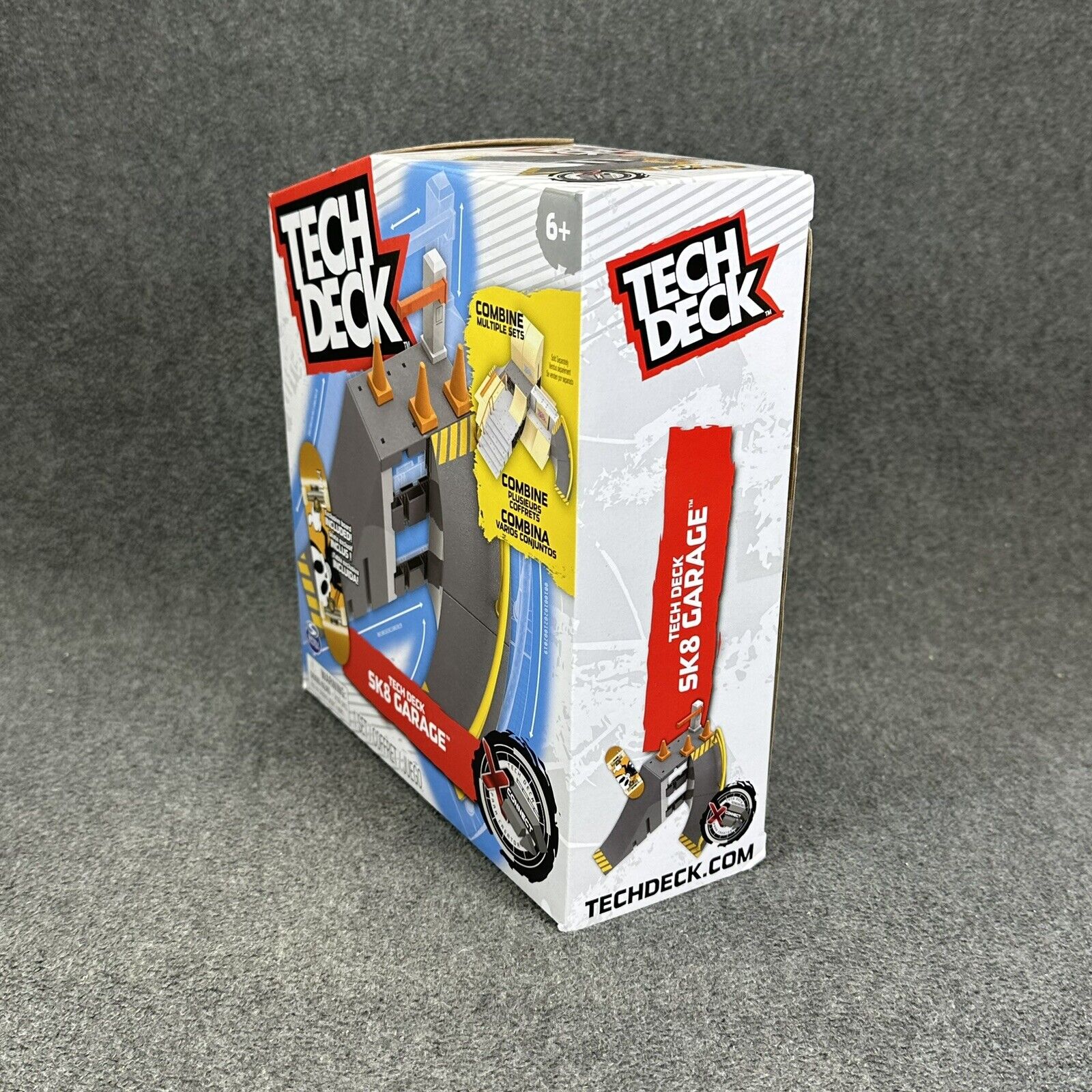 Tech Deck Skate SK8 Garage Park Set with Exclusive Blind Skateboard Spin Master