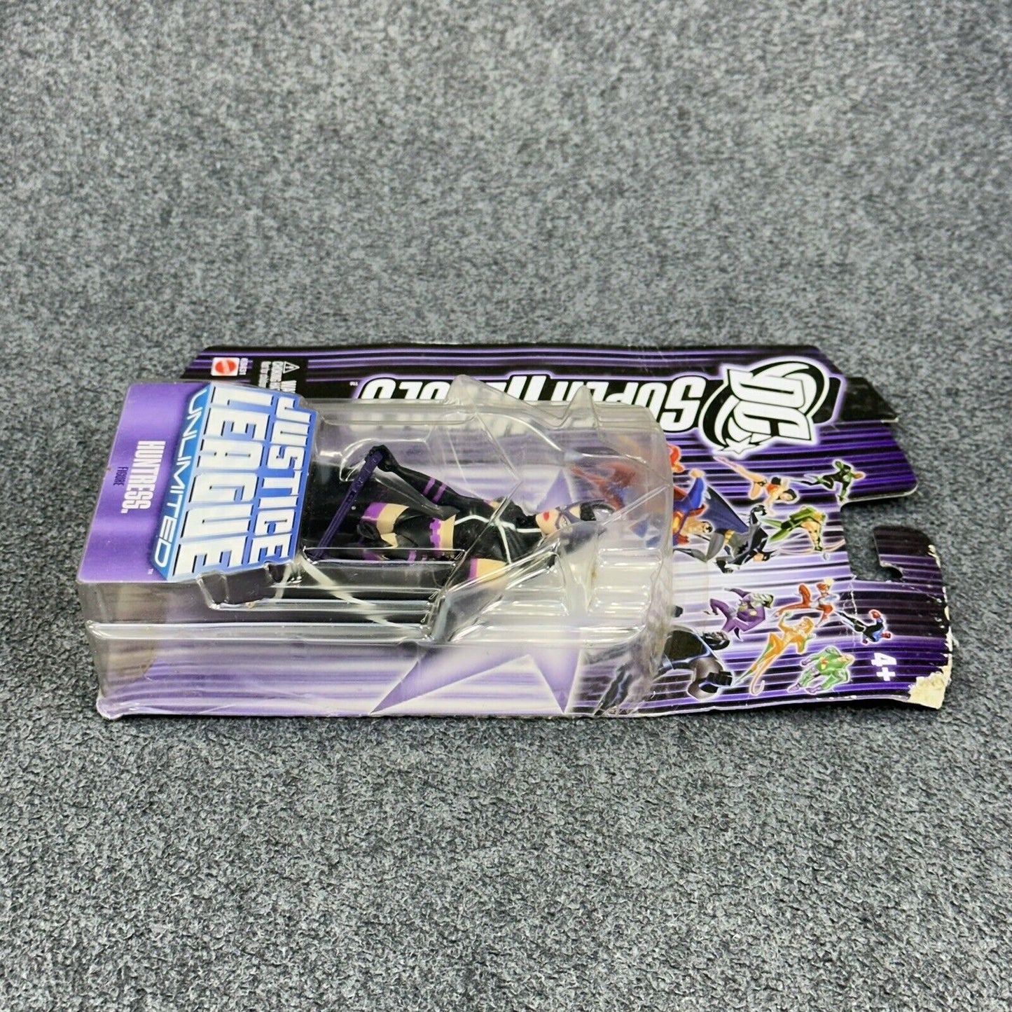 DC Super Heroes Justice League Unlimited Huntress 4" Action Figure Purple Card