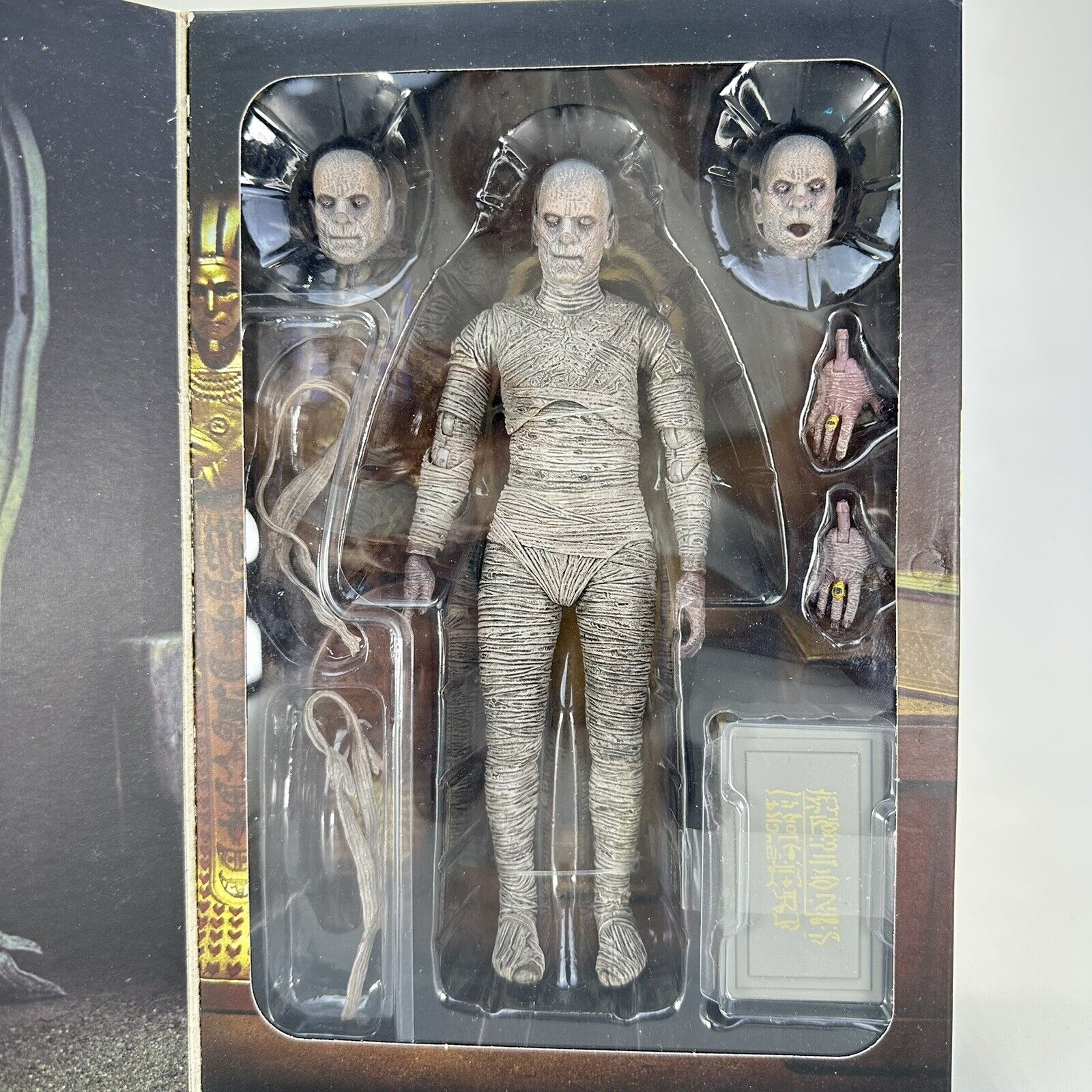 NECA Universal Monsters The Mummy 7" Action Figure w/ Casket Bundle Diorama Set