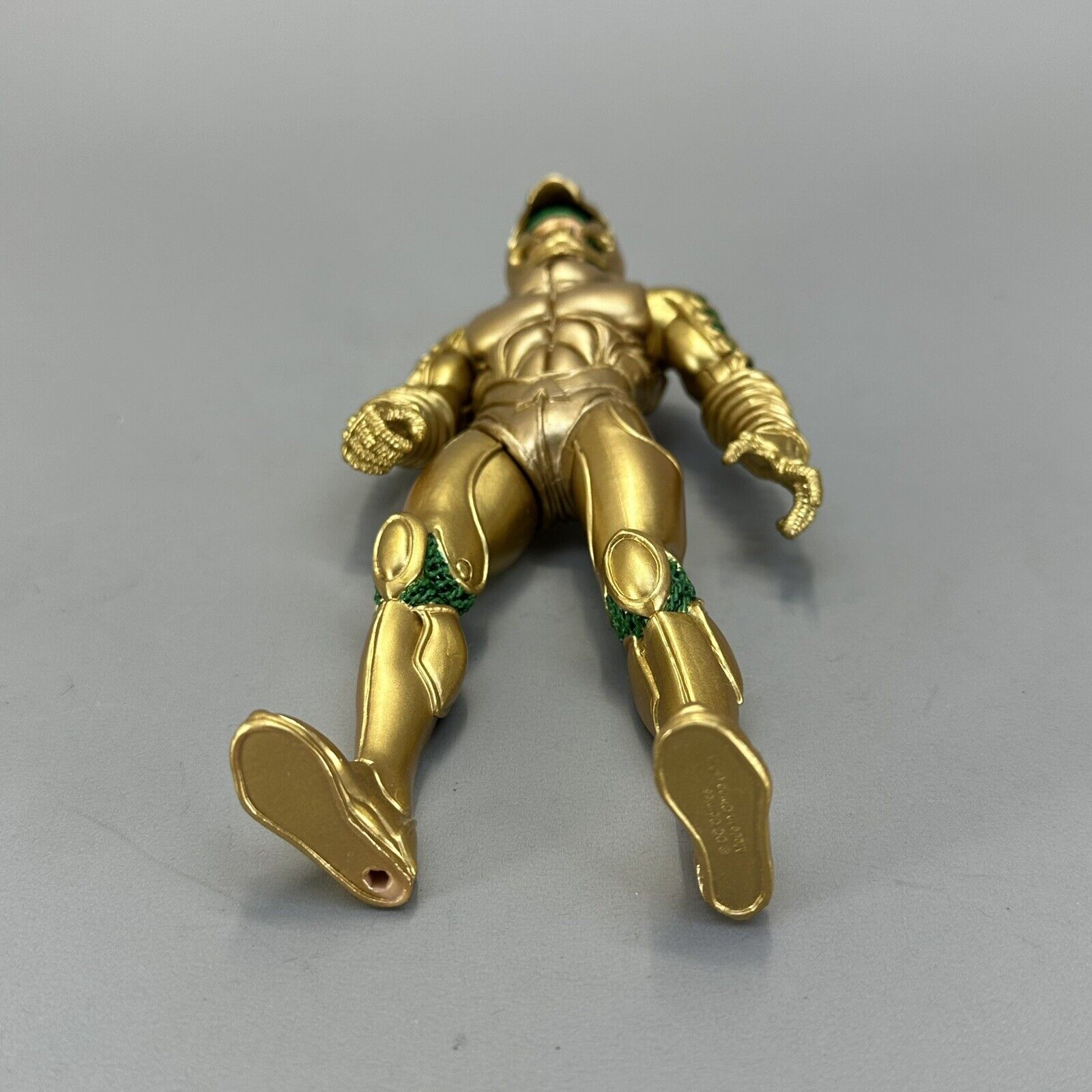 DC Direct Armory Series 1 Armored Gold Aquaman 7" Action Figure 2008