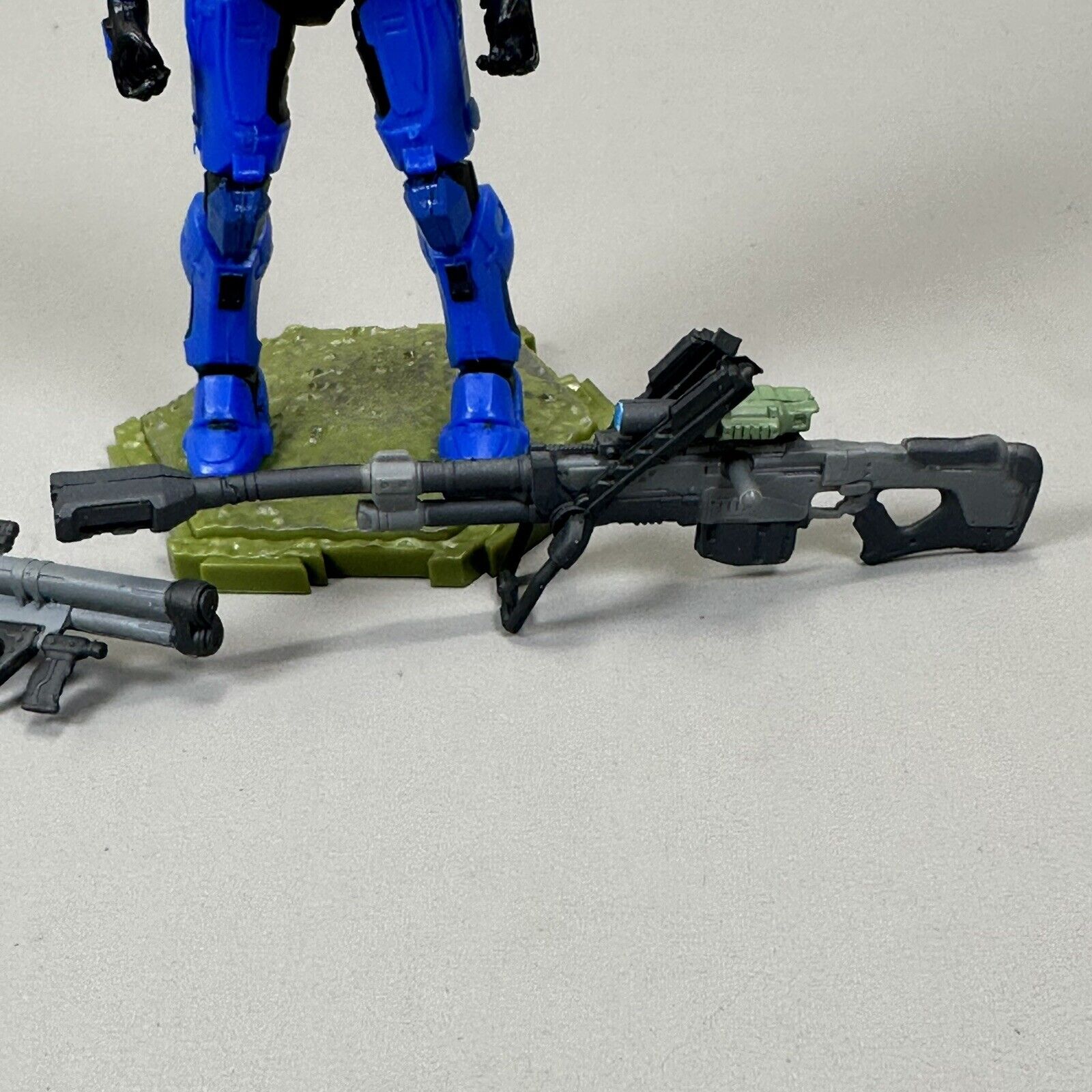 World of Halo Blue Spartan Gungir 4.5" Action Figure from UNSC Checkpoint