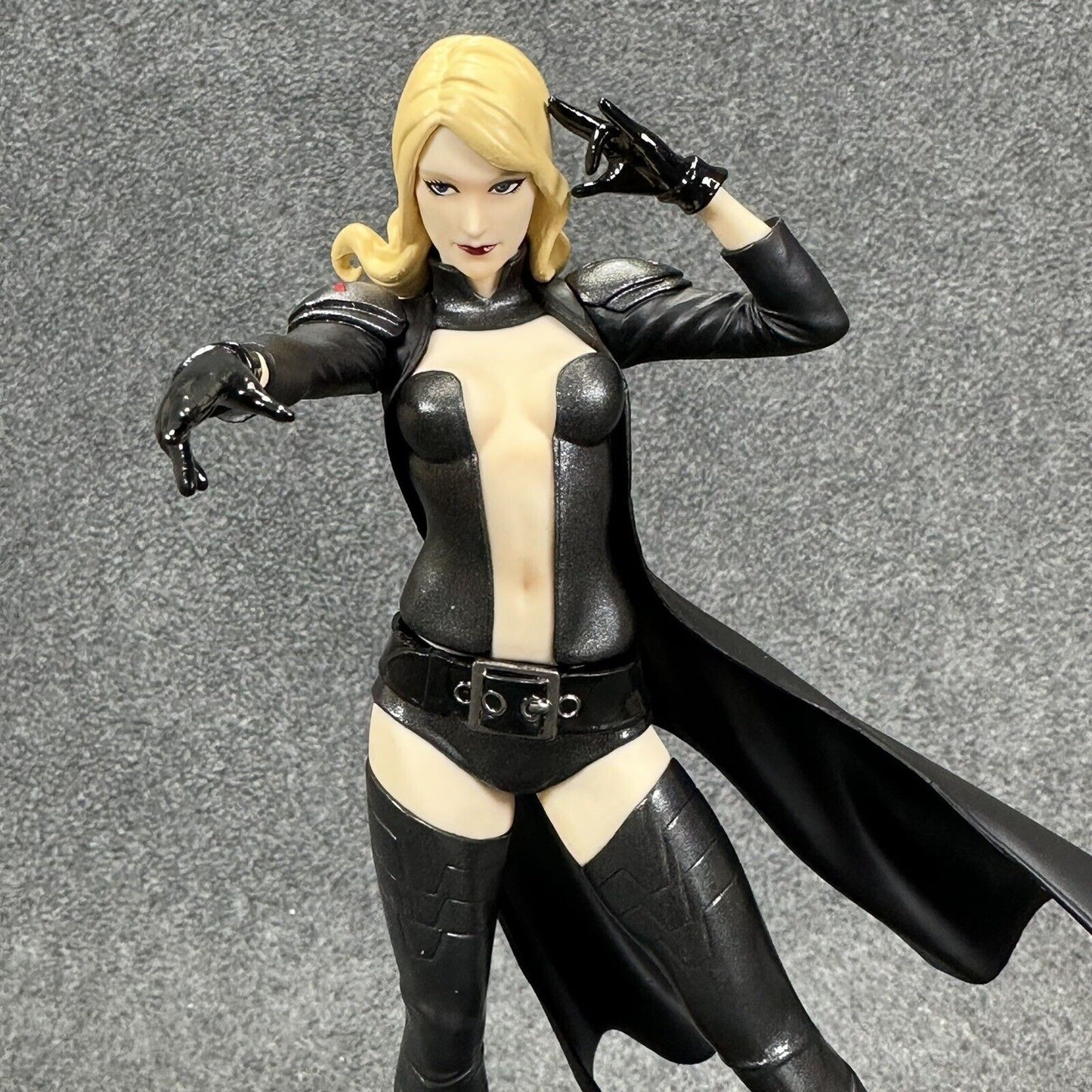 Kotobukiya ARTFX+ Marvel Now Emma Frost Statue Black Suit 1/10 Statue - No Box