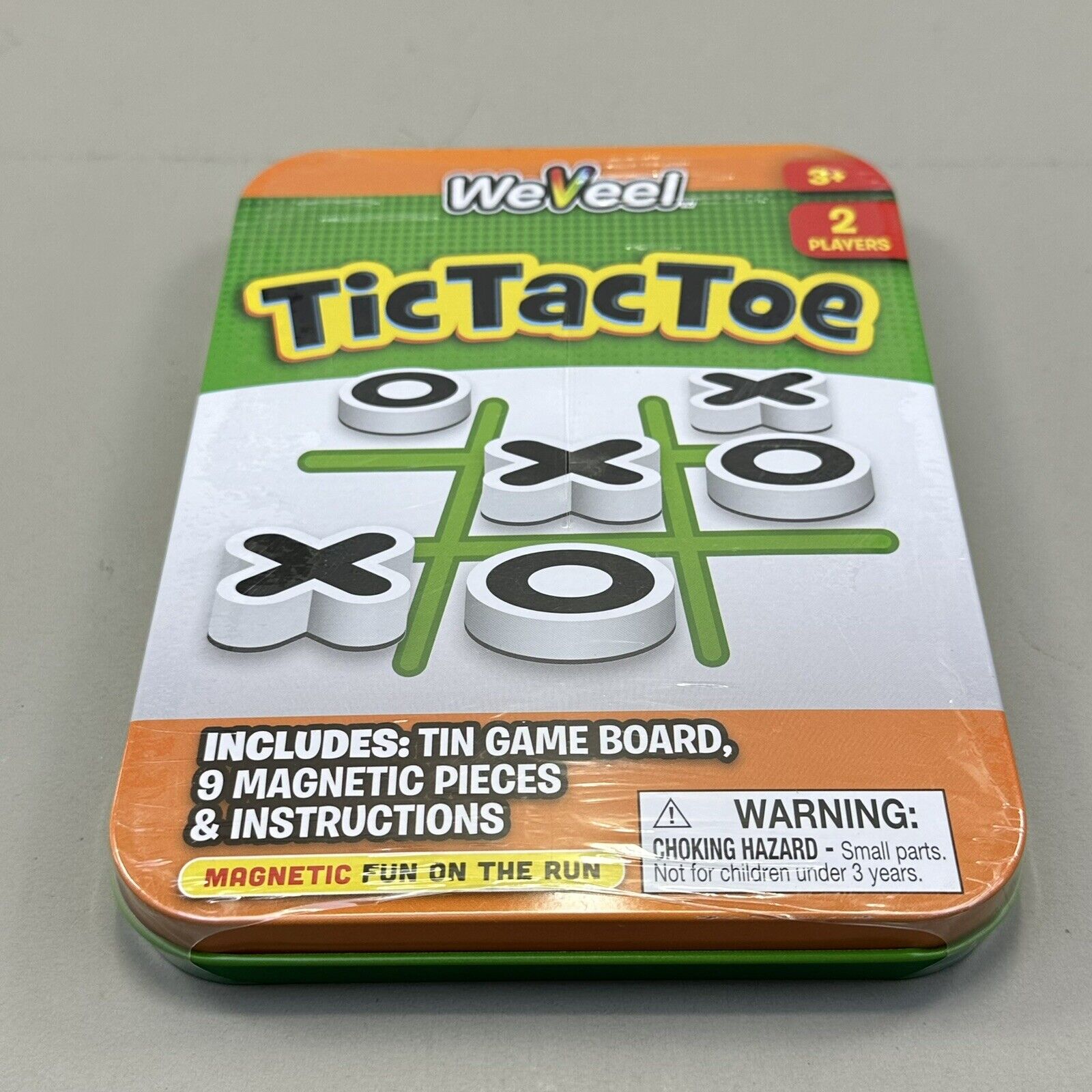 Magnetic TIC TAC TOE Travel Set Tin Game Board w/ 9 Magnetic Pieces - Brand New