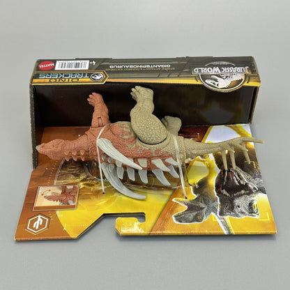 Mattel Jurassic World Strike Attack Gigantspinosaurus Dinosaur Figure 7" Length