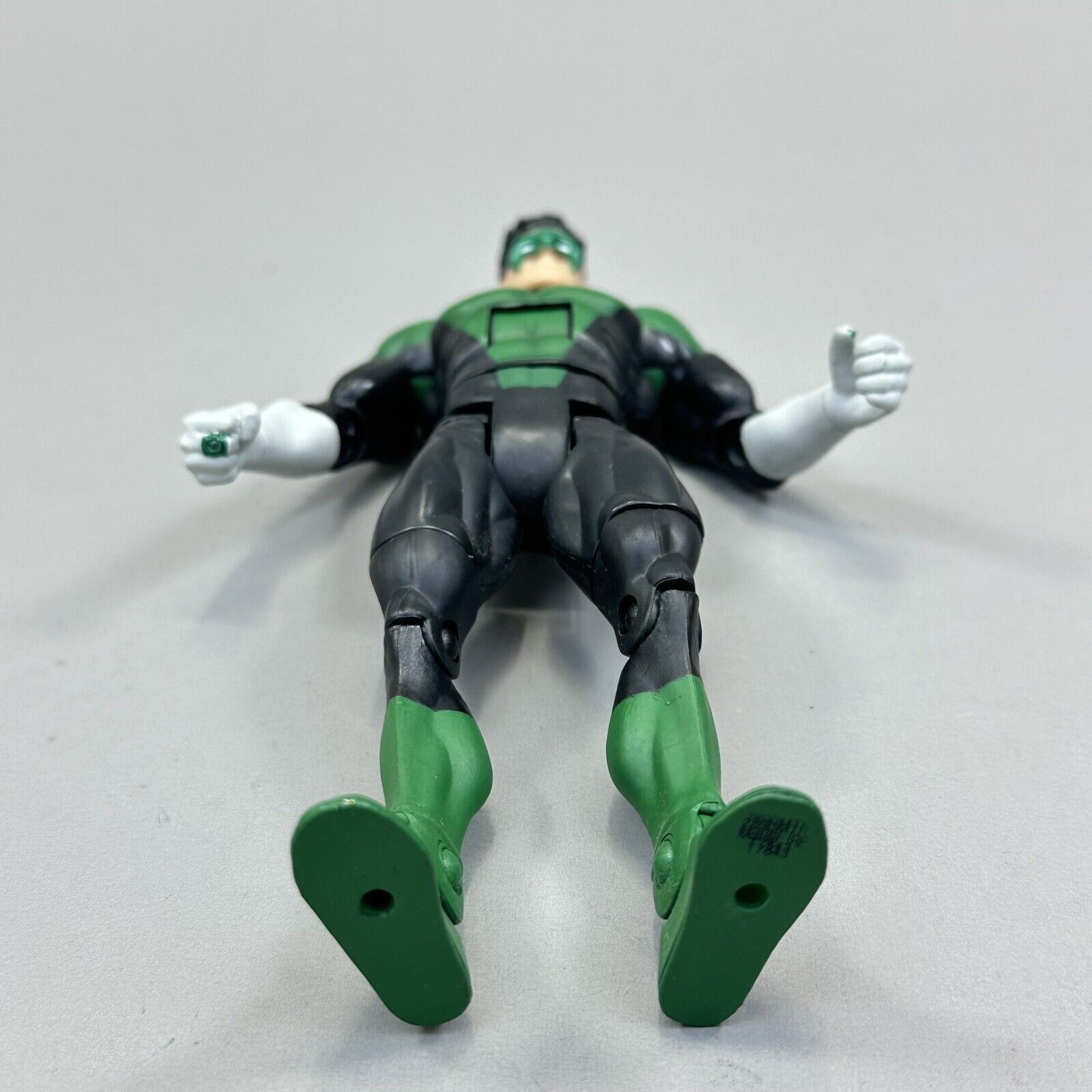 DC Universe Classics Wave 1 Kyle Rayner Green Lantern 6.5" Action Figure Mattel