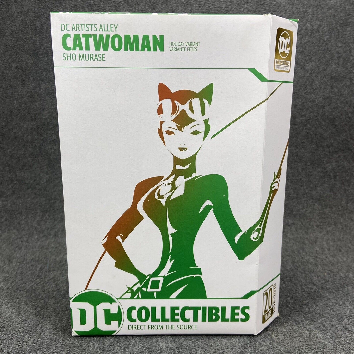 DC Direct 7" Artists Alley Catwoman Holiday Variant by Sho Murase #94/500