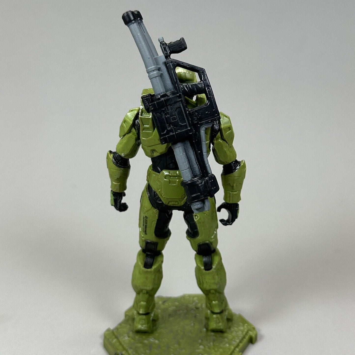 World of Halo Master Chief 4.5" Action Figure w/ SPNKr Rocket Launcher and Base