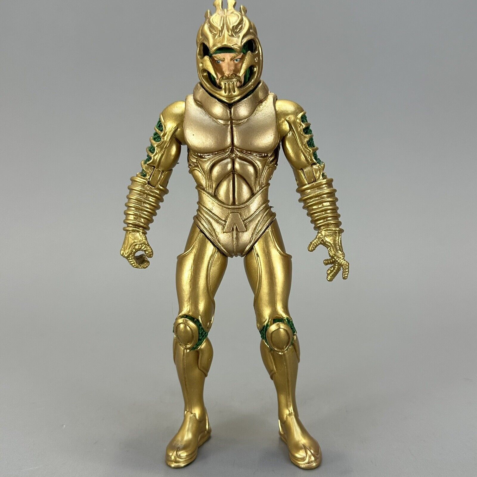 DC Direct Armory Series 1 Armored Gold Aquaman 7" Action Figure 2008