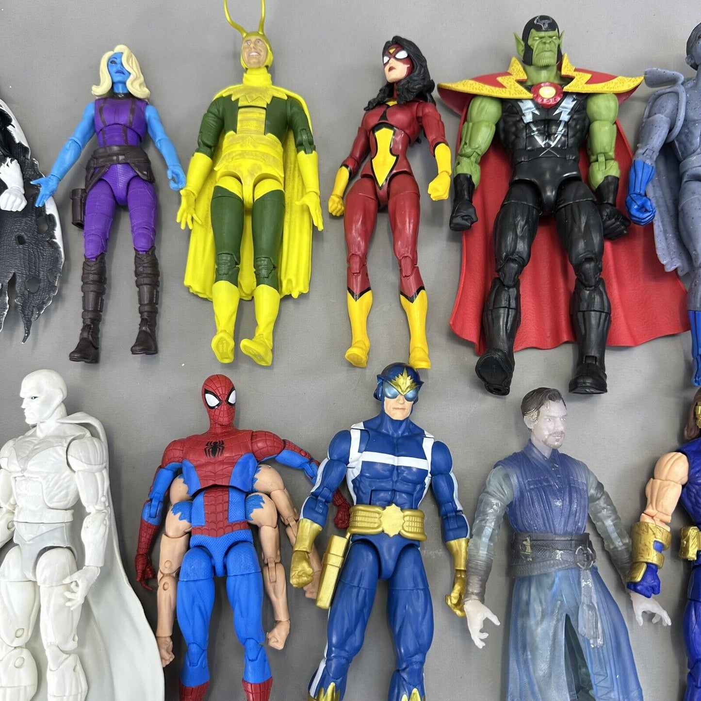 Lot of 20 Hasbro Marvel Legends 6" Scale Action Figures with Accessories