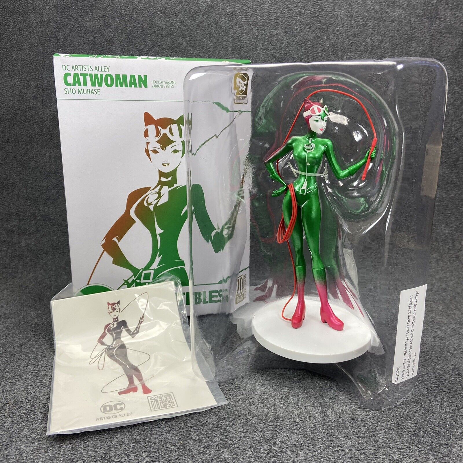 DC Direct 7" Artists Alley Catwoman Holiday Variant by Sho Murase #94/500