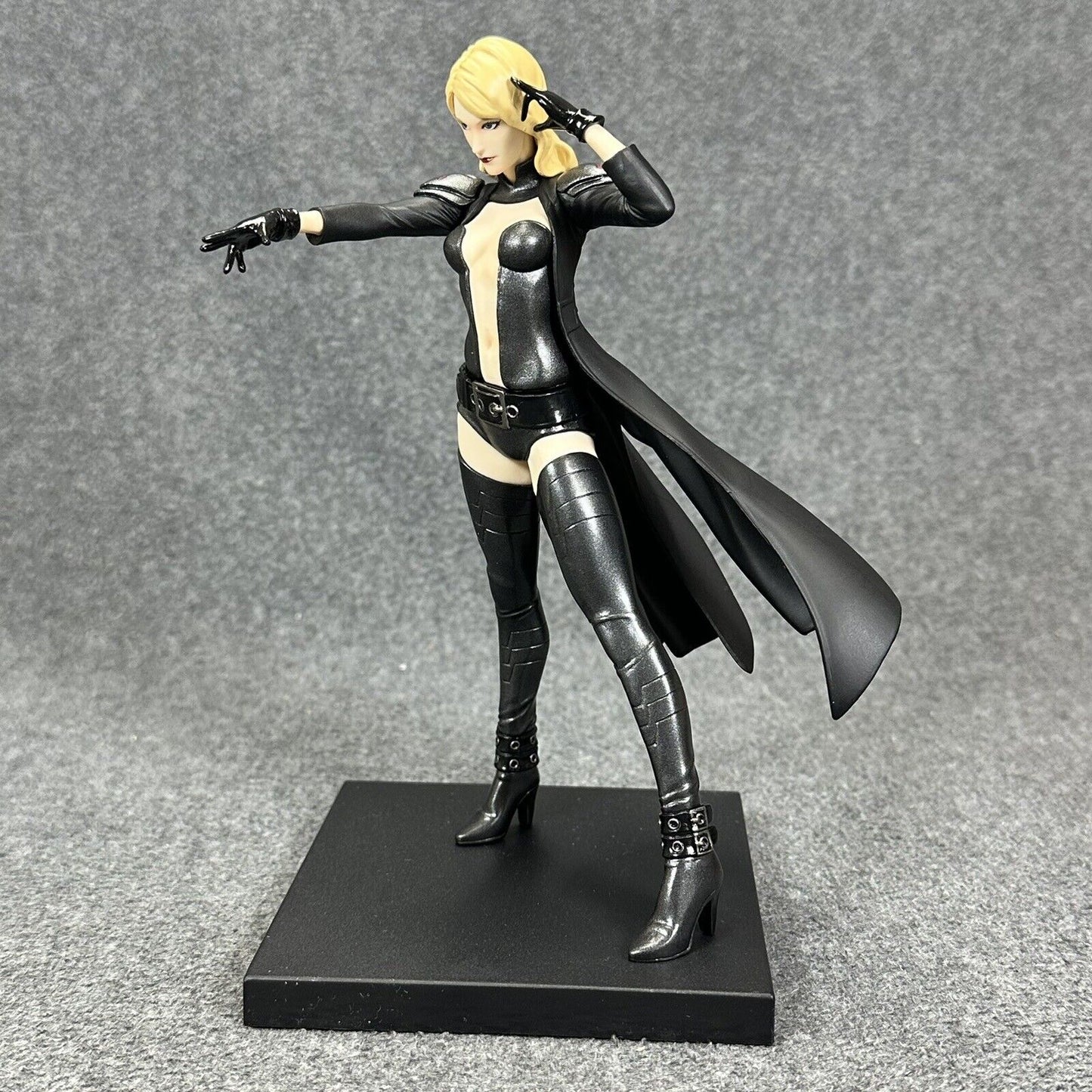 Kotobukiya ARTFX+ Marvel Now Emma Frost Statue Black Suit 1/10 Statue - No Box