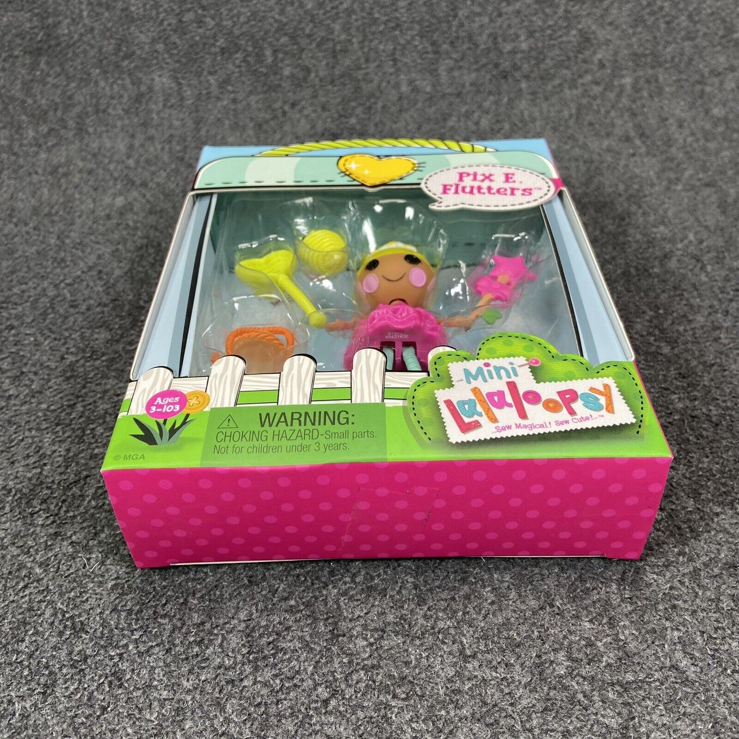 Mini Lalaloopsy Pix E. Flutters 3" Figure w/ Honey Bee and Accessories Brand New