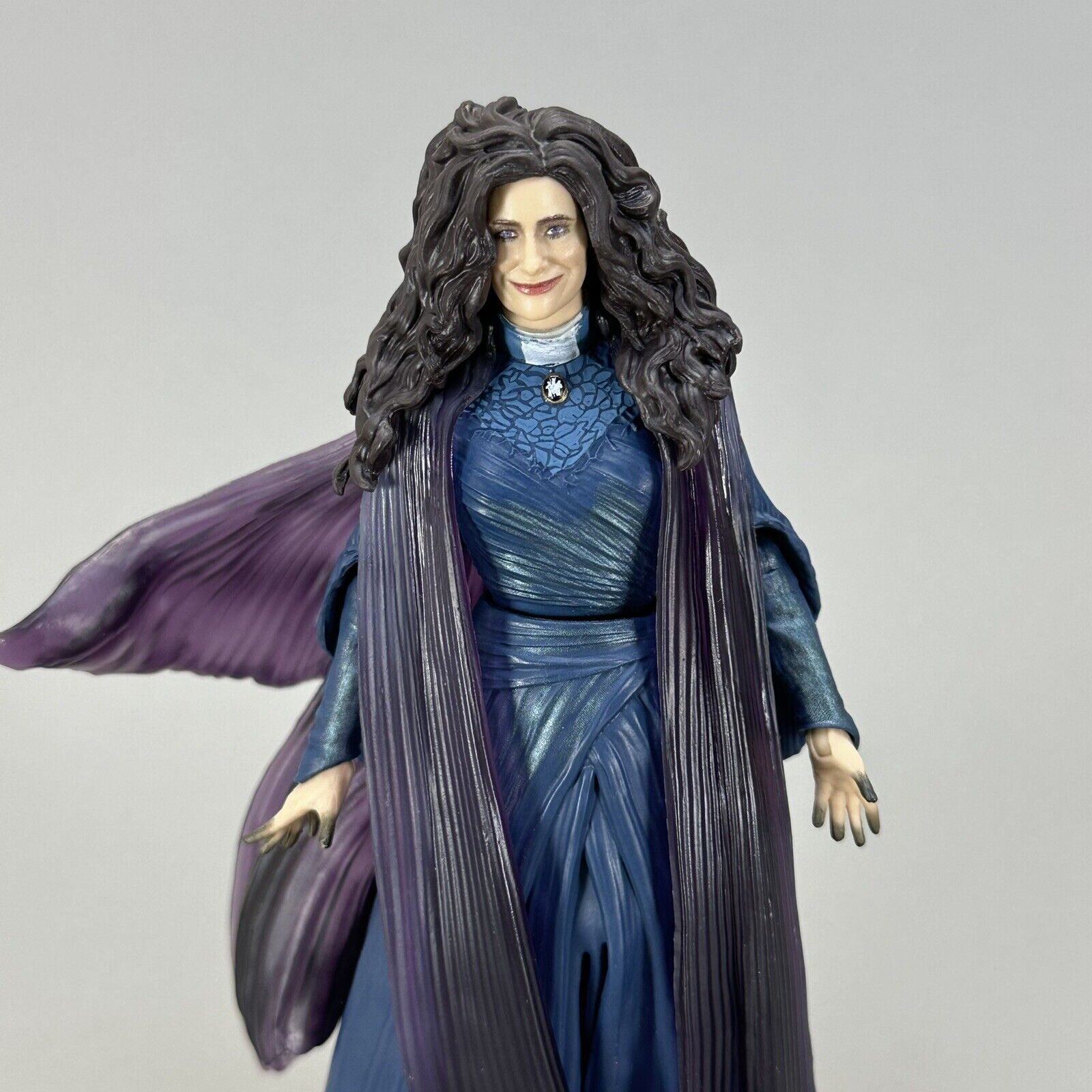 Marvel Legends Disney+ WandaVision Agatha Harkness 6" Action Figure