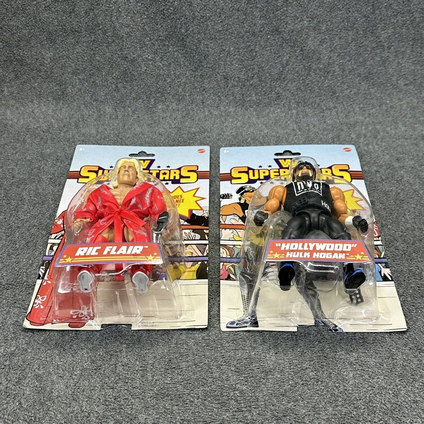 Mattel WWE Superstars Retro Card Ric Flair & NWO Hulk Hogan Retro 5.5" Figures