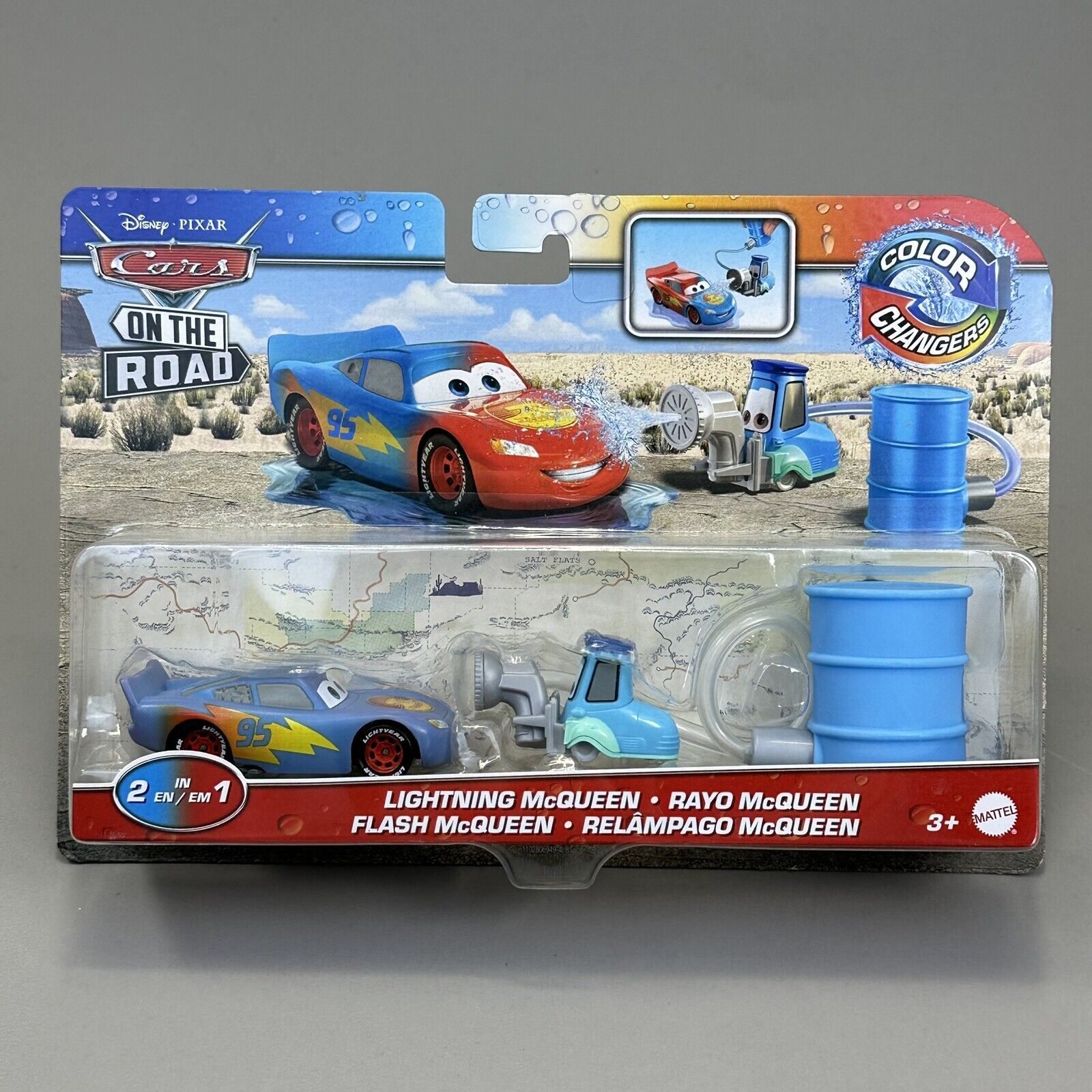 Mattel Disney Pixar Cars Color Change Lightning McQueen w/ Accessories - New