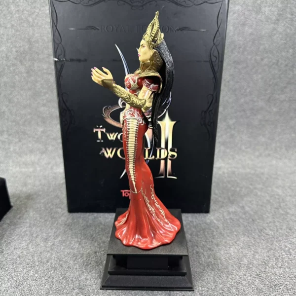 Two Worlds 2 Royal Edition Collectors Edition Statue, PC Game & Extras - Image 12